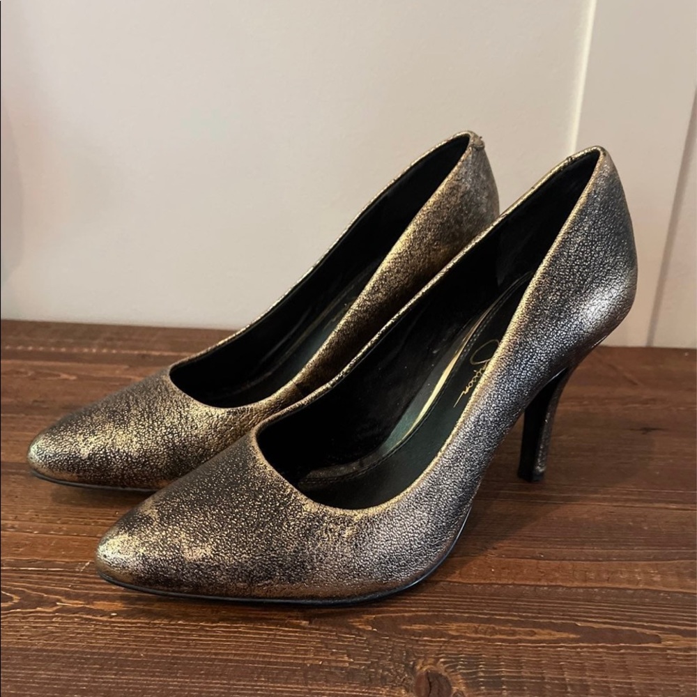 Jessica Simpson Black & Gold Heels 6.5